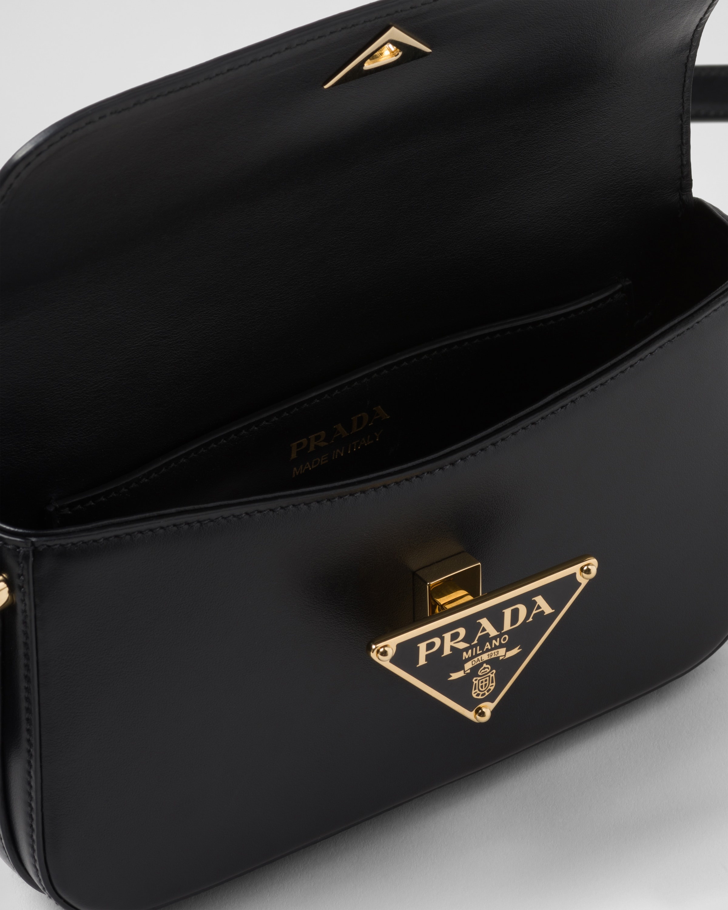 Leather shoulder bag - 5