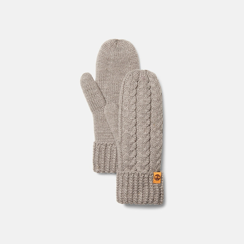 Women's Cable Mitten 1