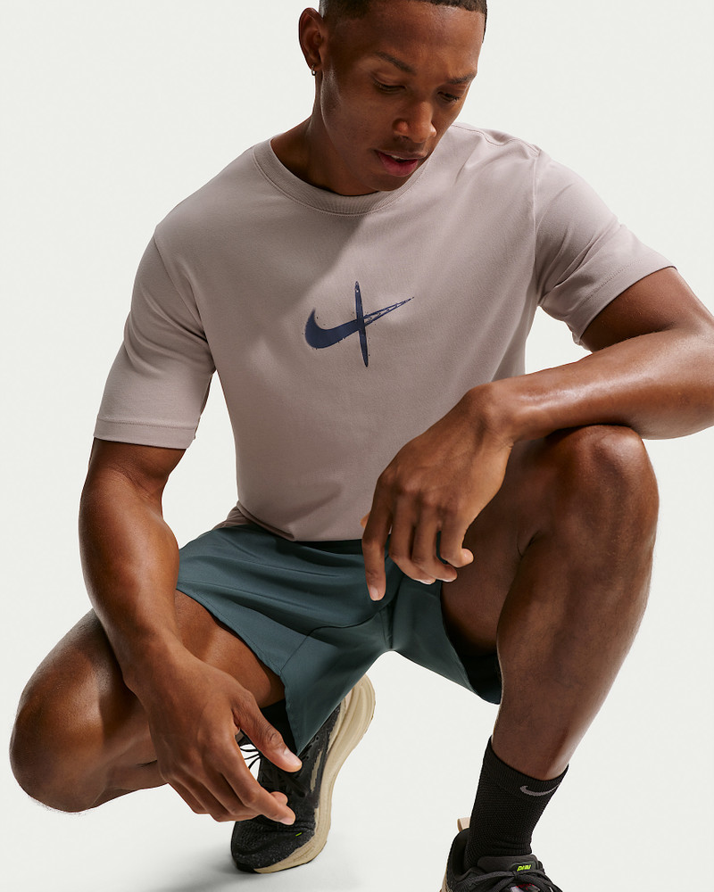 Nike Men's Dri-FIT Running T-Shirt 3