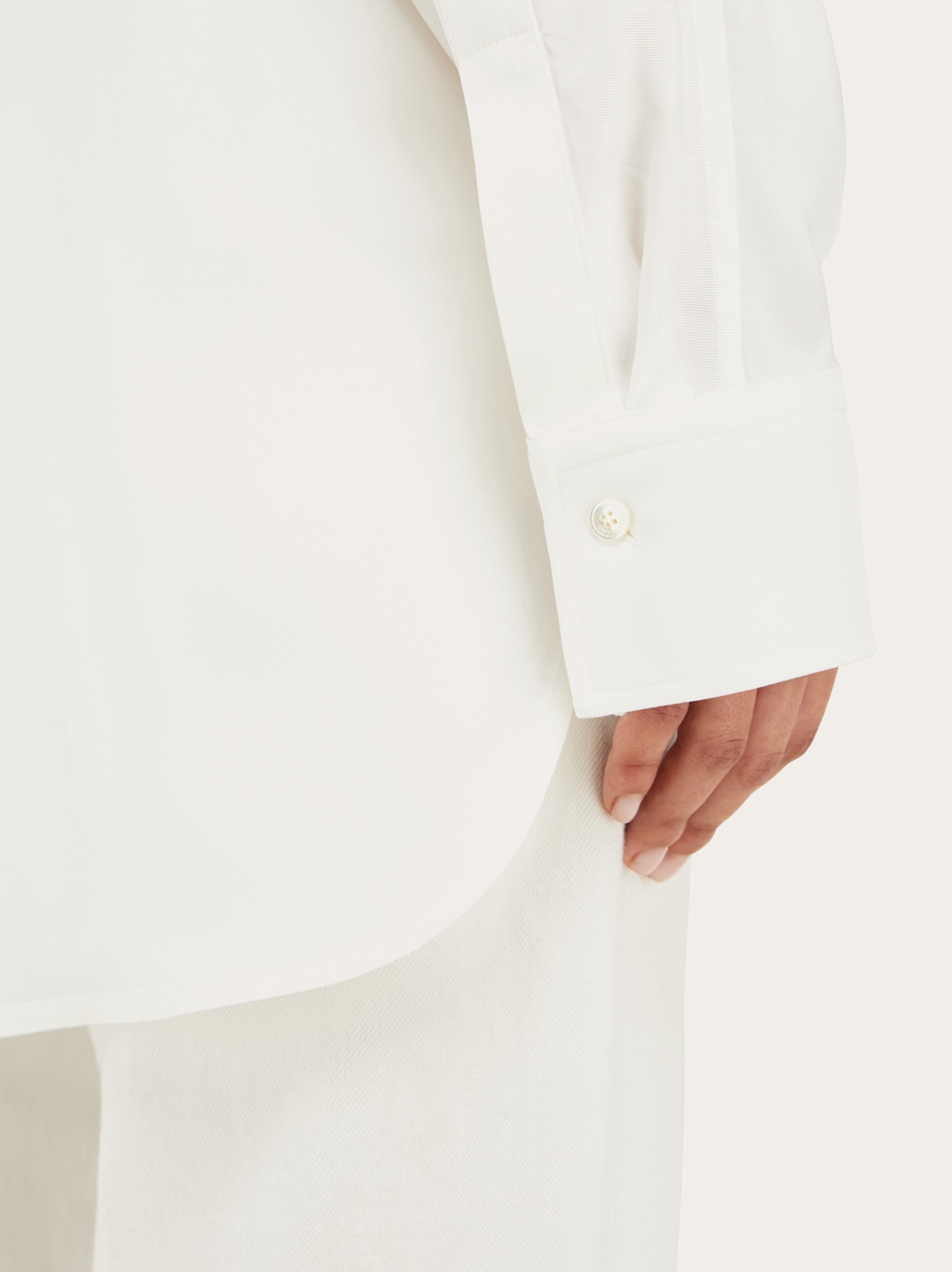 Viscose blouse with sash collar - 7