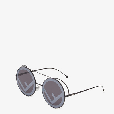 FENDI Black sunglasses outlook