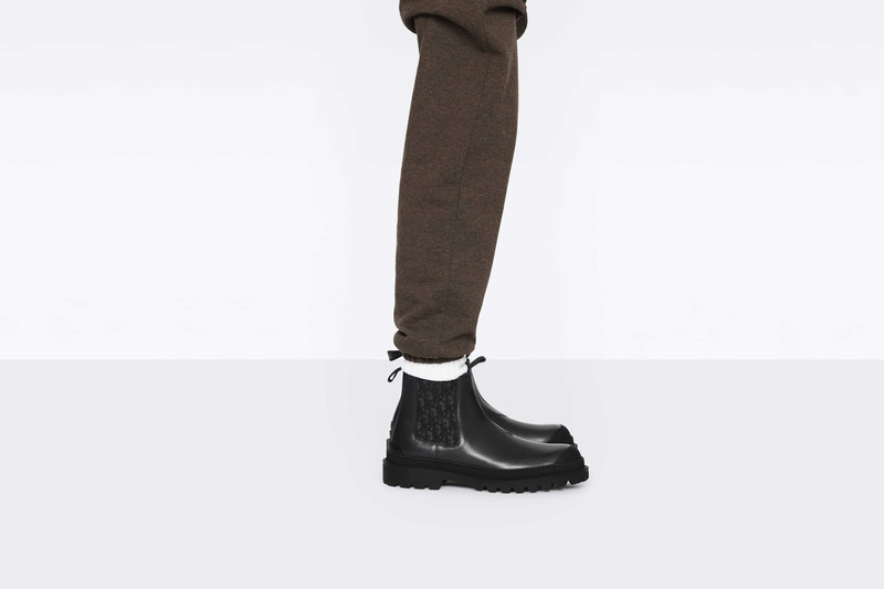 Dior Dior Explorer Chelsea Boot outlook