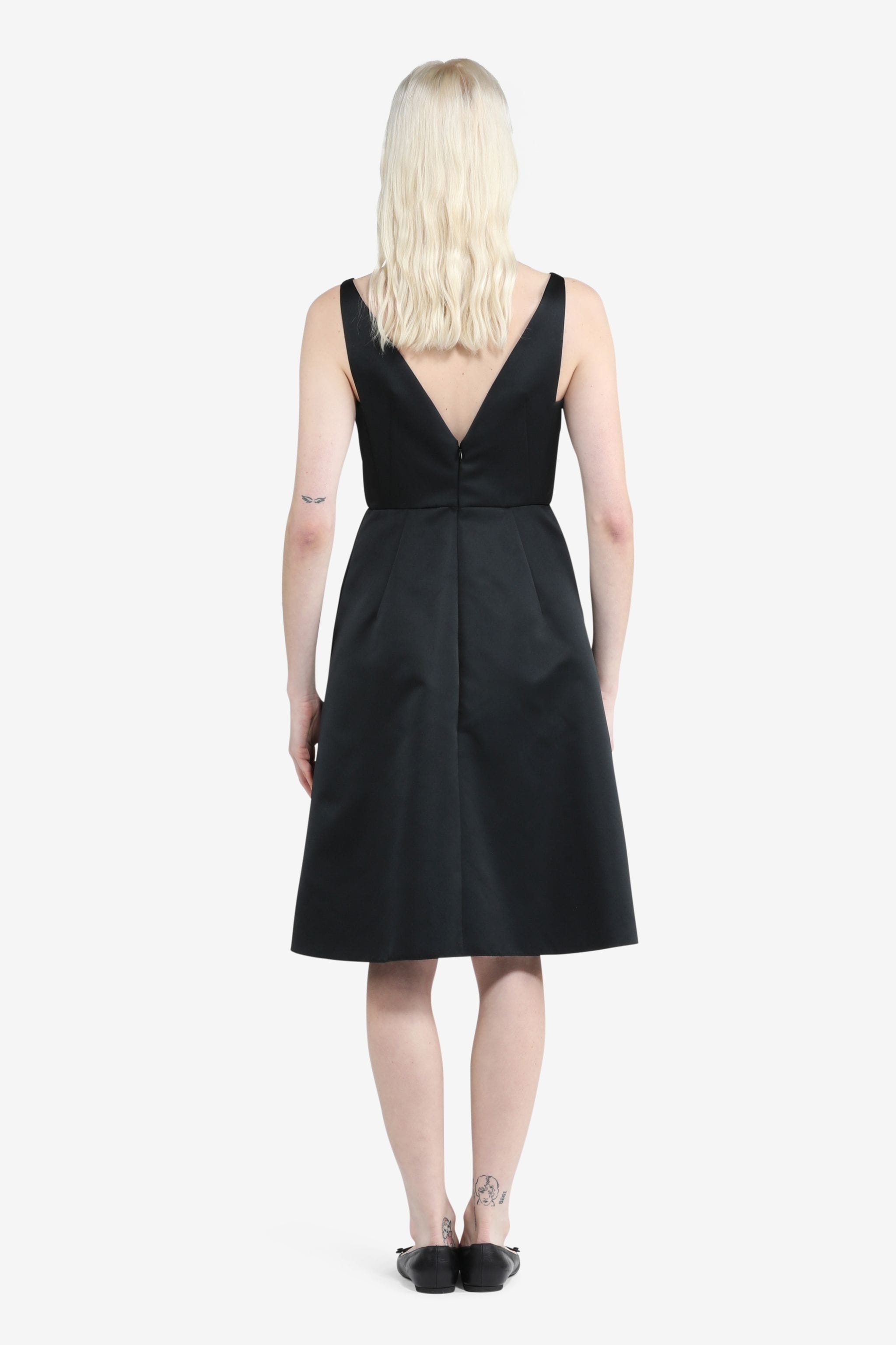 V-NECK DRESS - 2