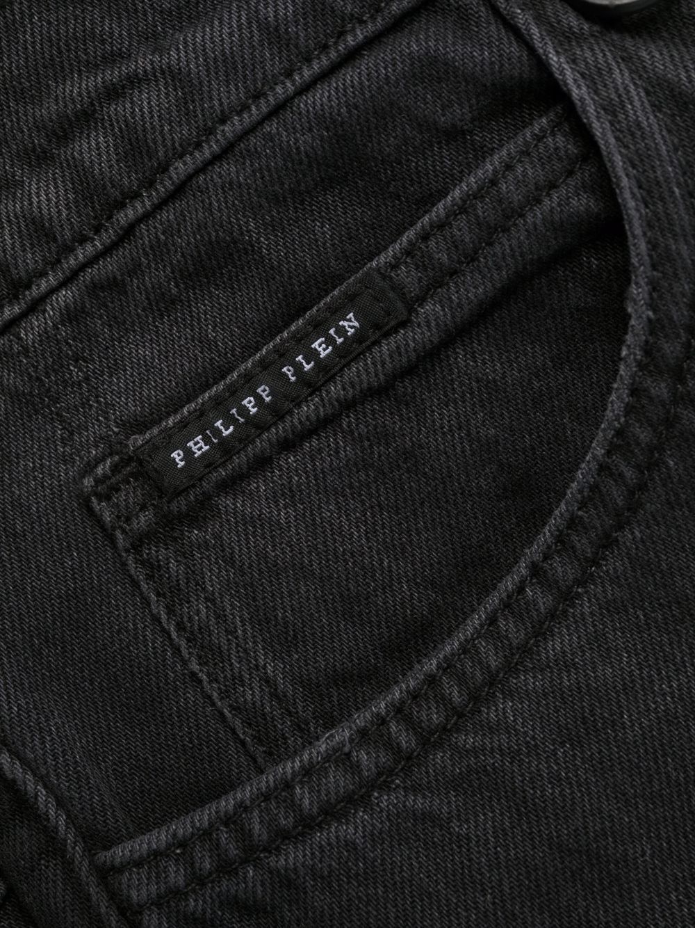 Iconic carrot-cut jeans - 7