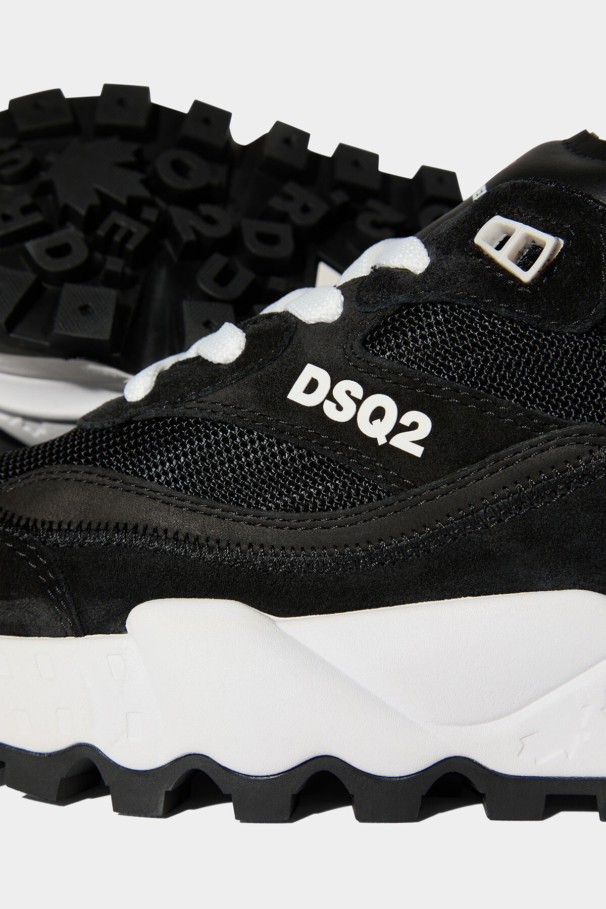 FREE SNEAKERS - 4