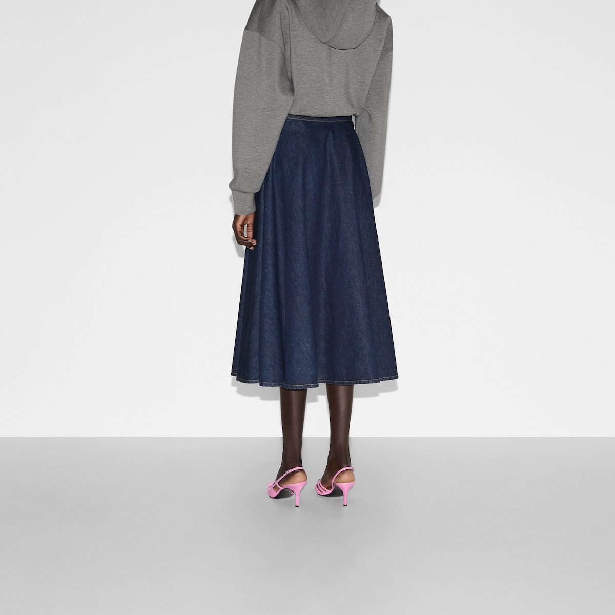 Regular fit embroidered denim skirt - 4
