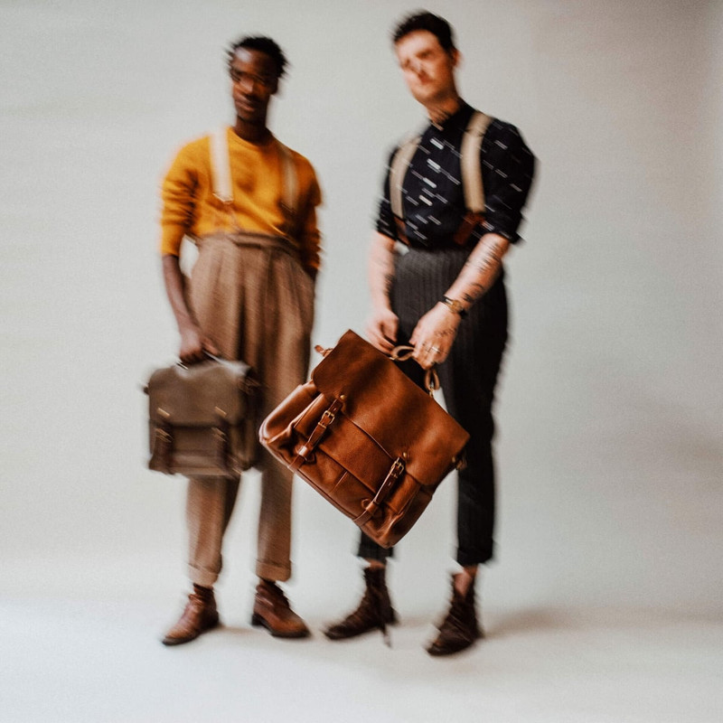 48H IRVING EXECUTIVE POSTMAN BAG - AMBER BROWN 5