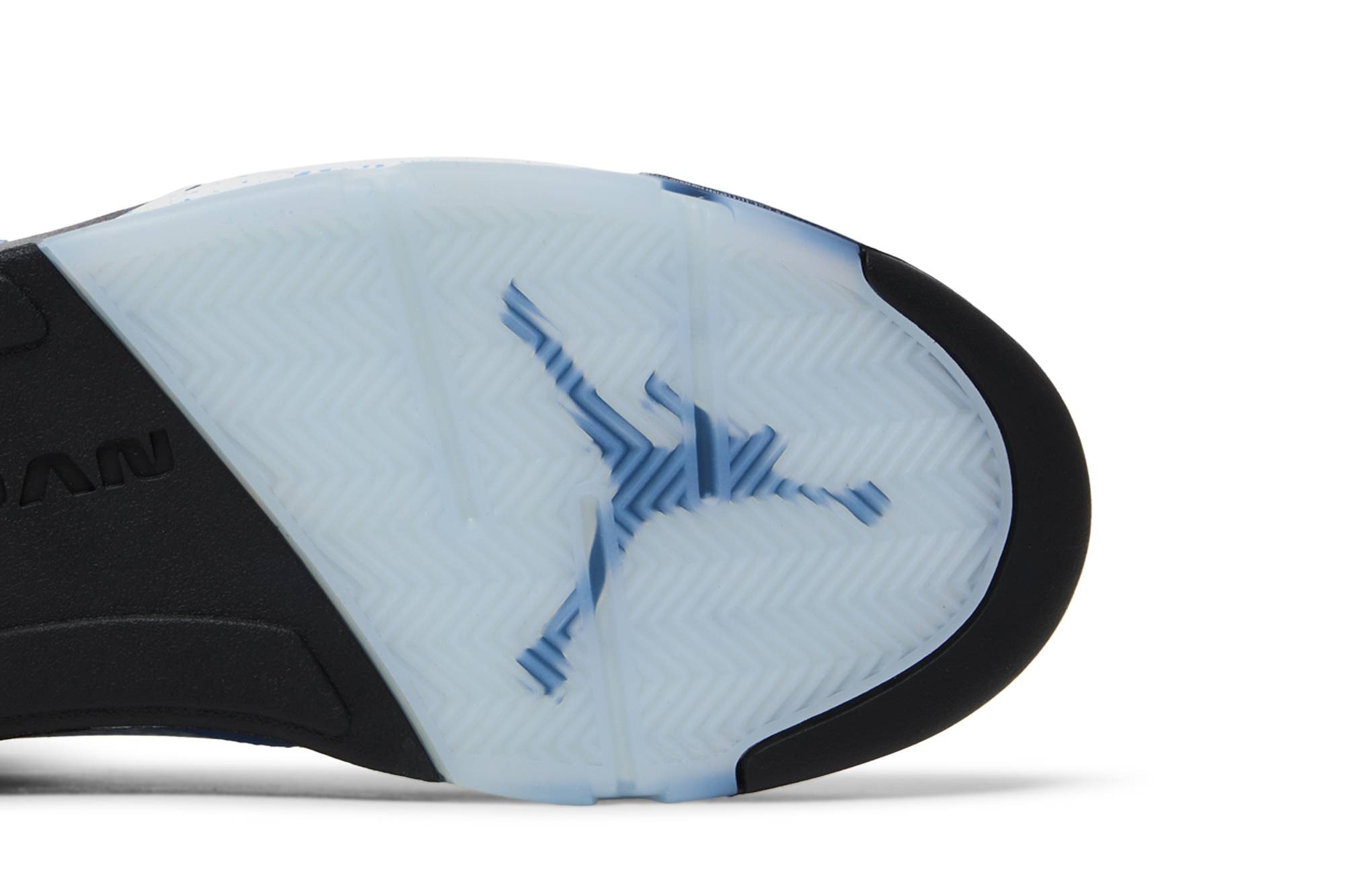Air Jordan 5 Retro 'UNC' - 5