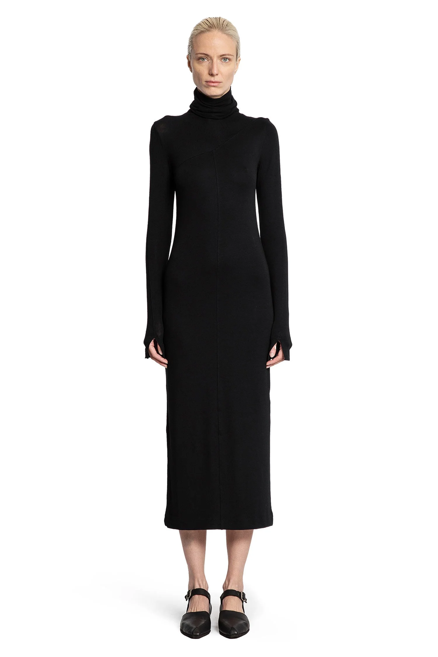 Turtleneck-Dress-With-Hand-Gaiters - 1
