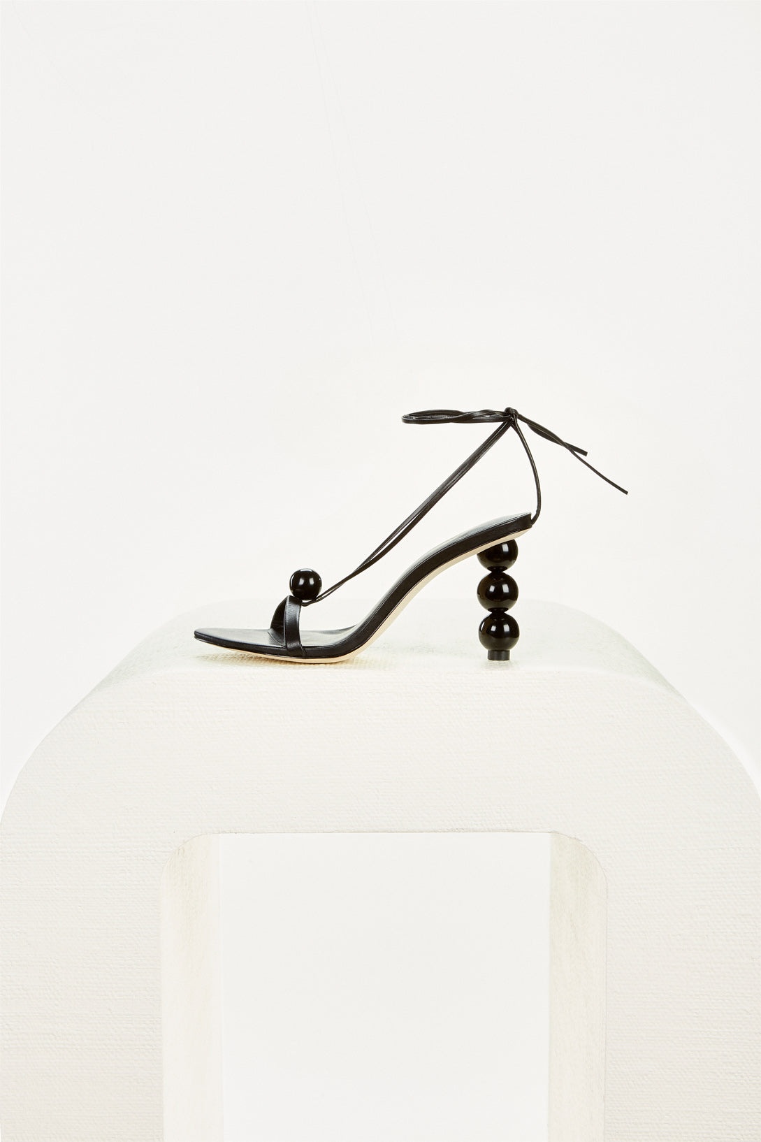 KARINA SANDAL - 1