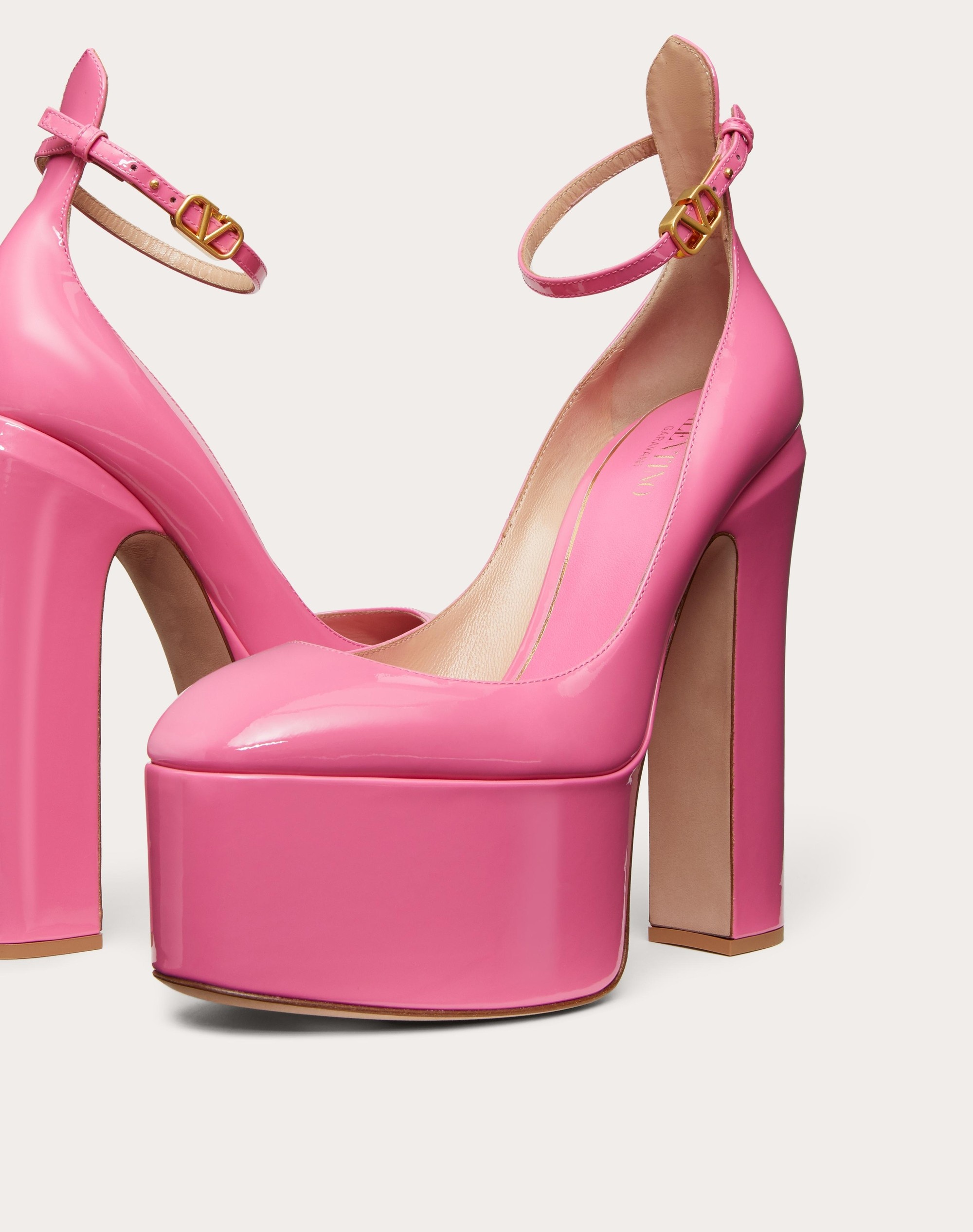 VALENTINO GARAVANI TAN-GO PLATFORM PUMP IN PATENT LEATHER 155 MM - 5