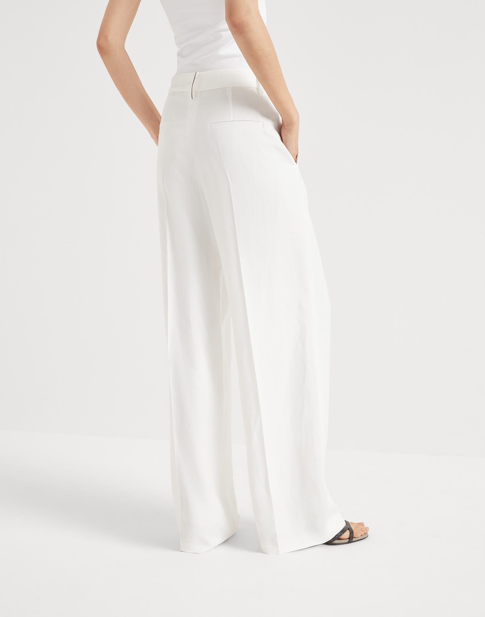 Viscose and linen fluid twill loose pleated trousers with monili - 2