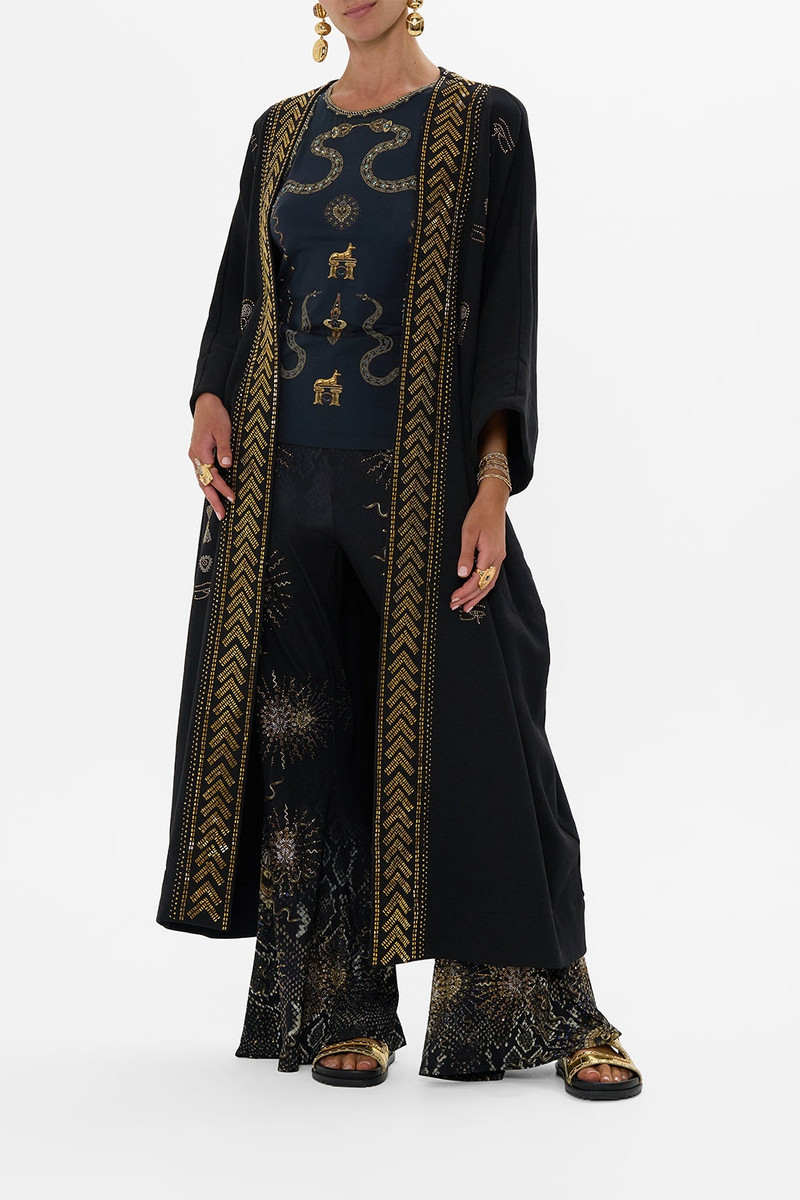 CAMILLA FLEECE LAYER outlook