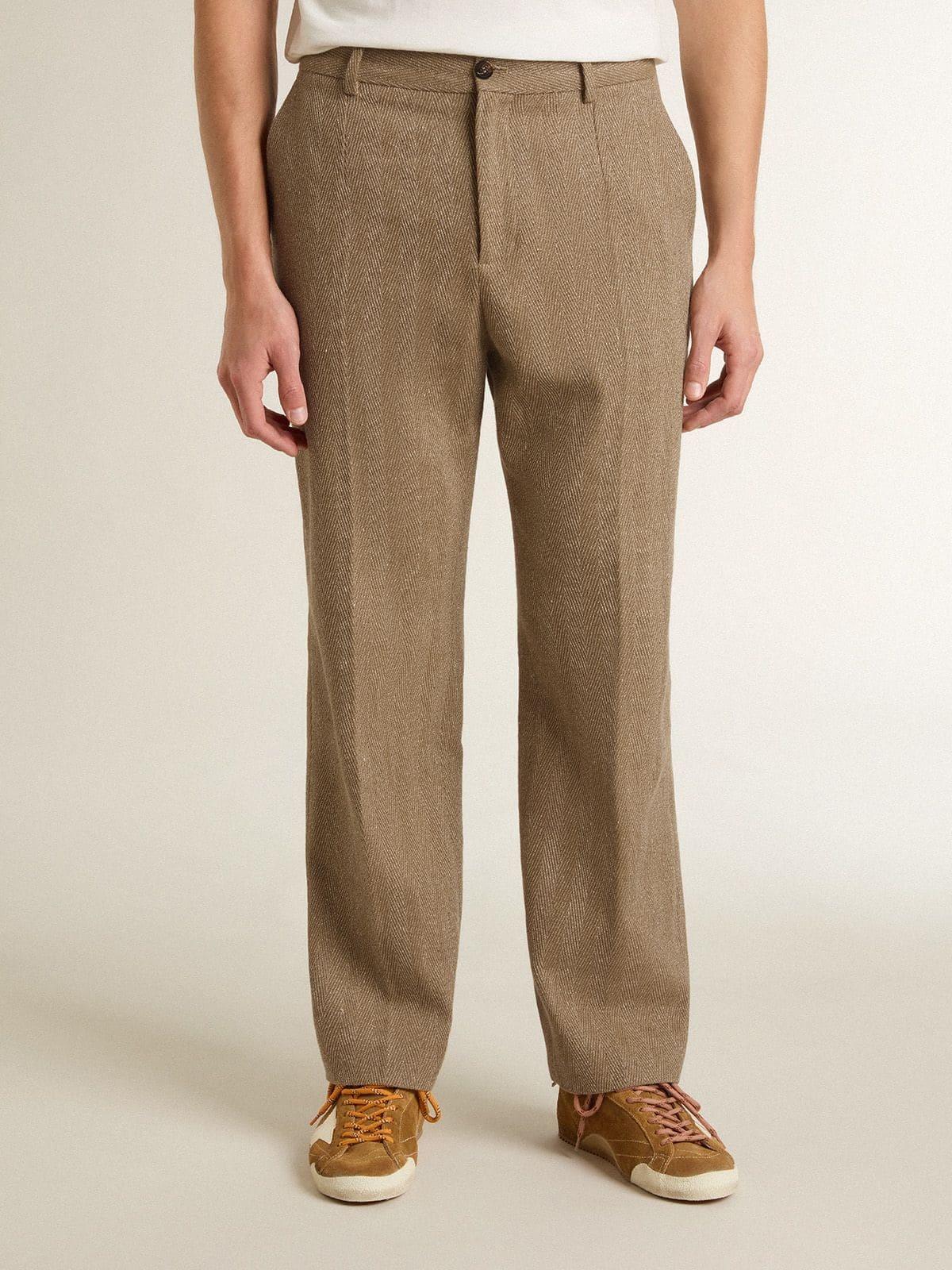 Tailored pants in sand-colored chevron linen blend - 2
