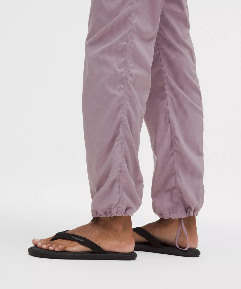 Dance Studio Mid-Rise Pant *Short 7
