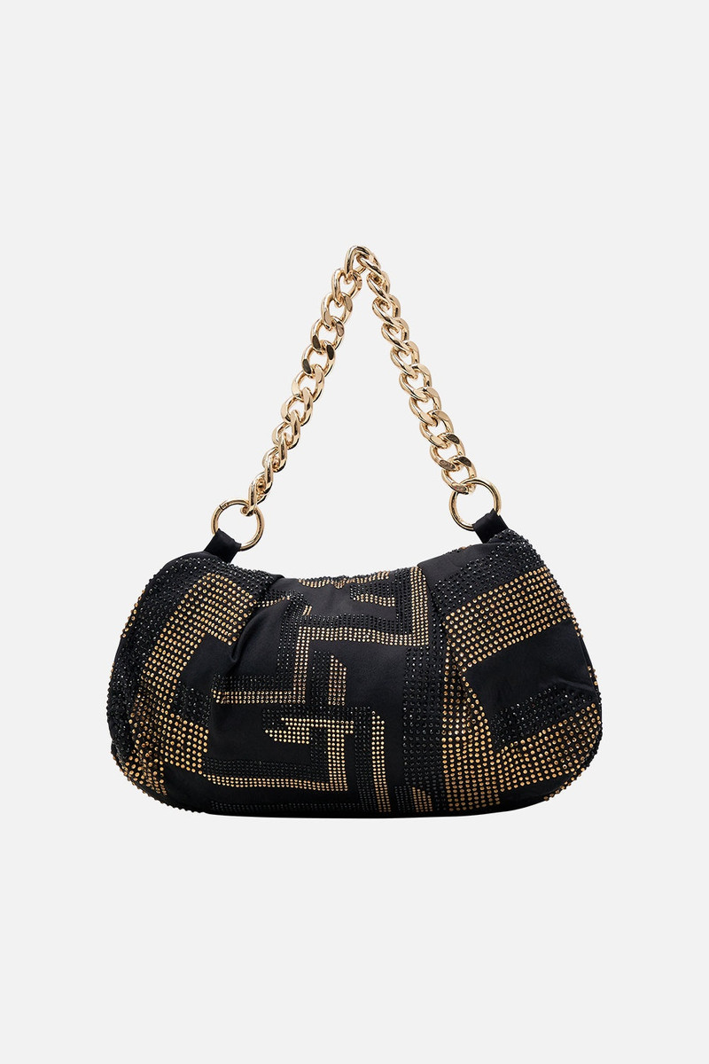 SMALL CLUTCH WITH CHAIN 3