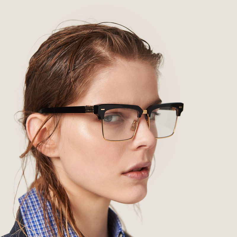 Miu Miu Miu Miu Runway sunglasses outlook