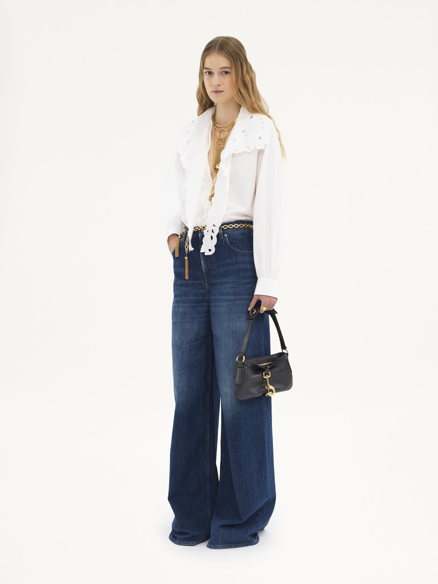 EMBROIDERED LAVALLIÈRE SHIRT IN COTTON POPLIN - 3