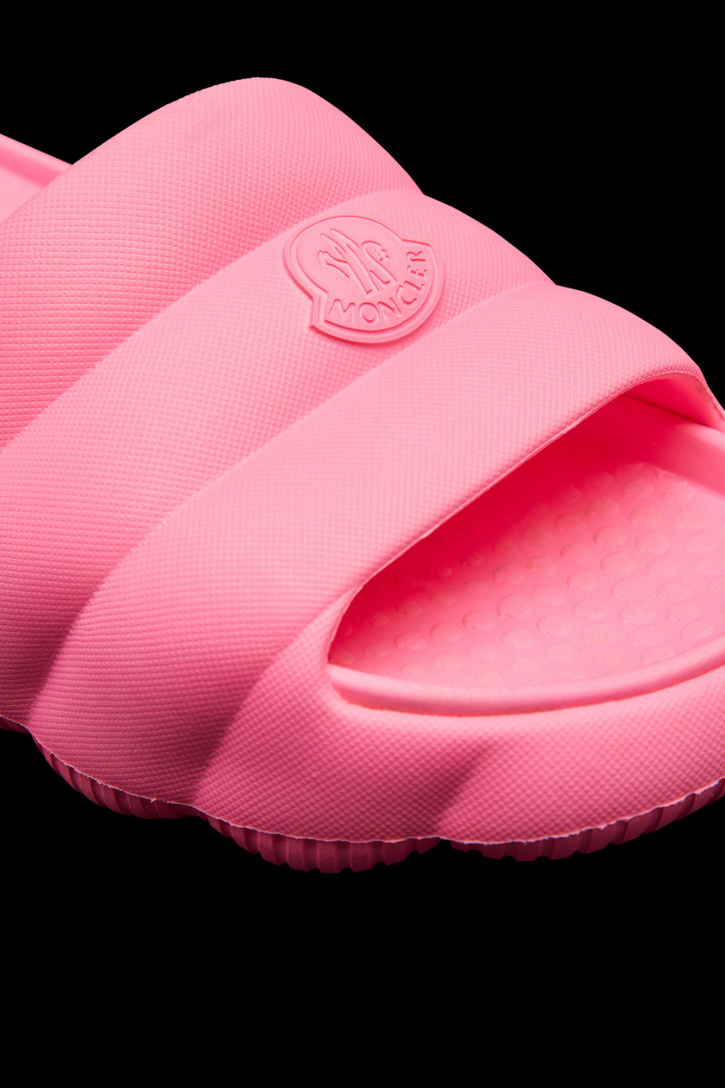 Moncler Lilo Slides outlook