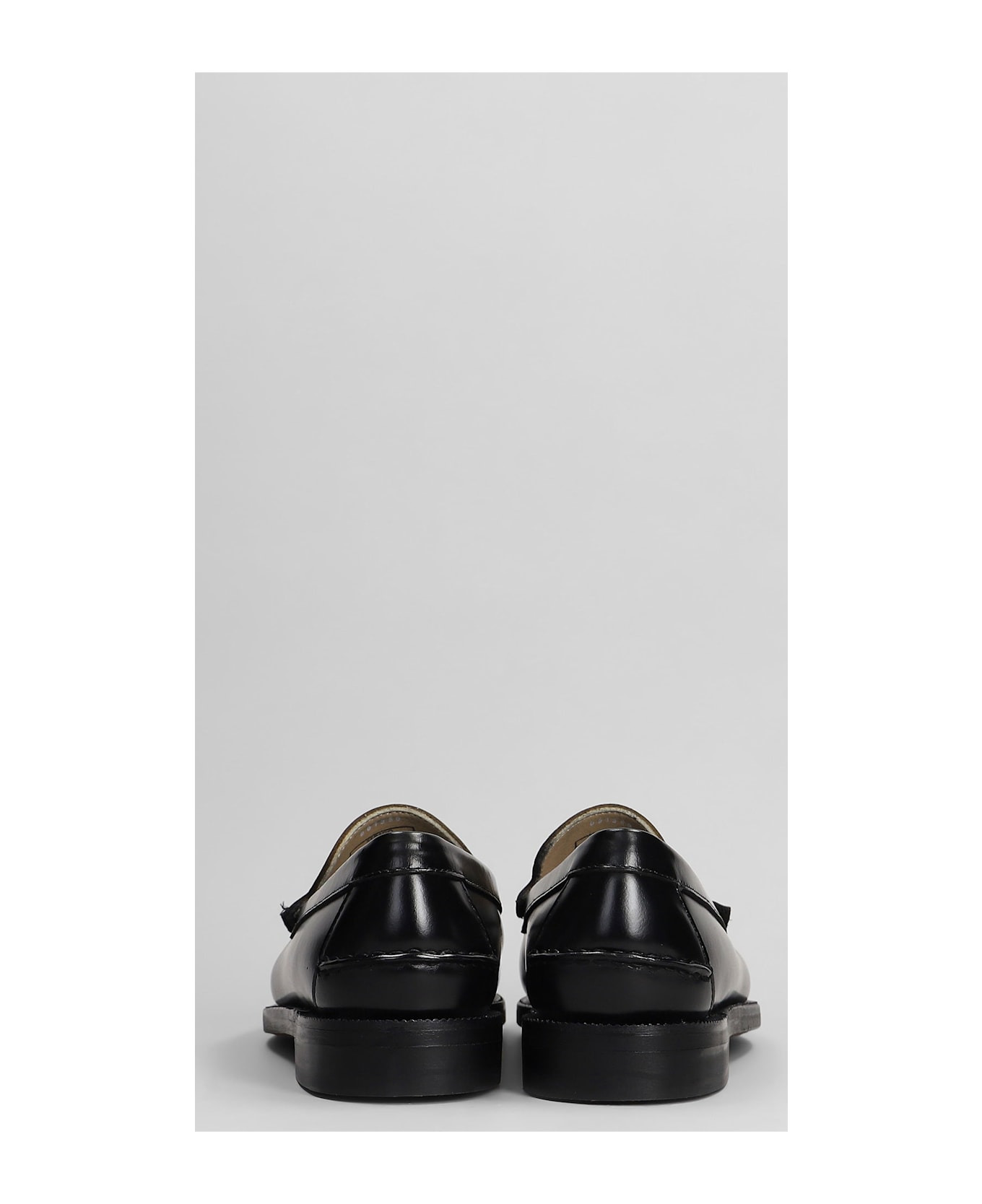 Classic Will Loafers In Black Leather - 4