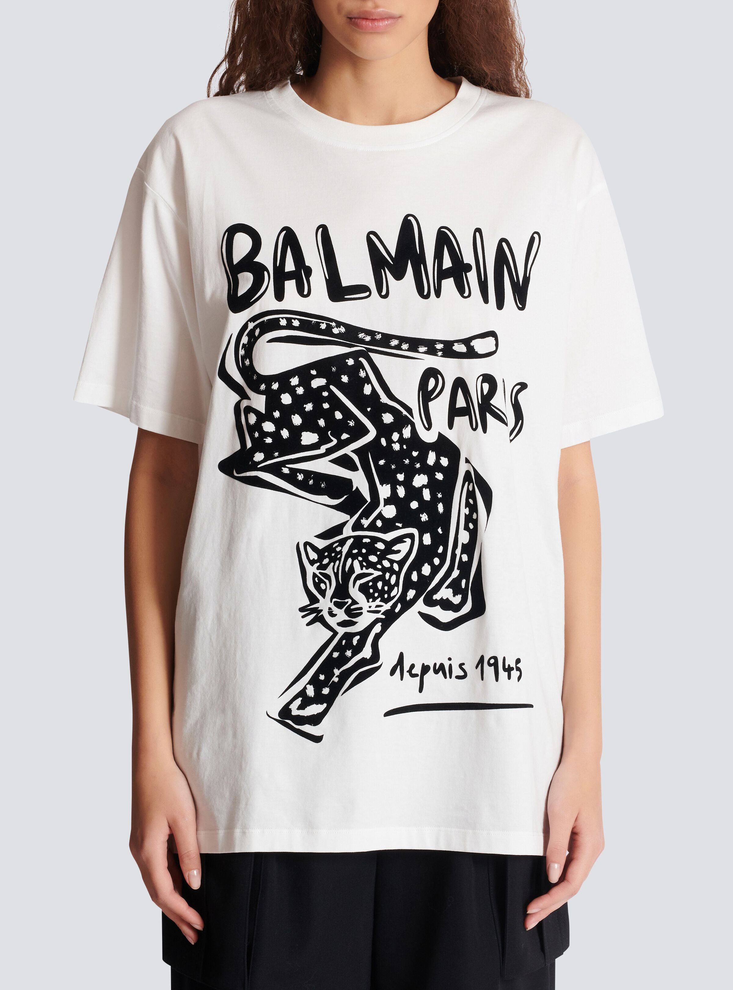 Short-sleeved T-shirt with leopard print - 5