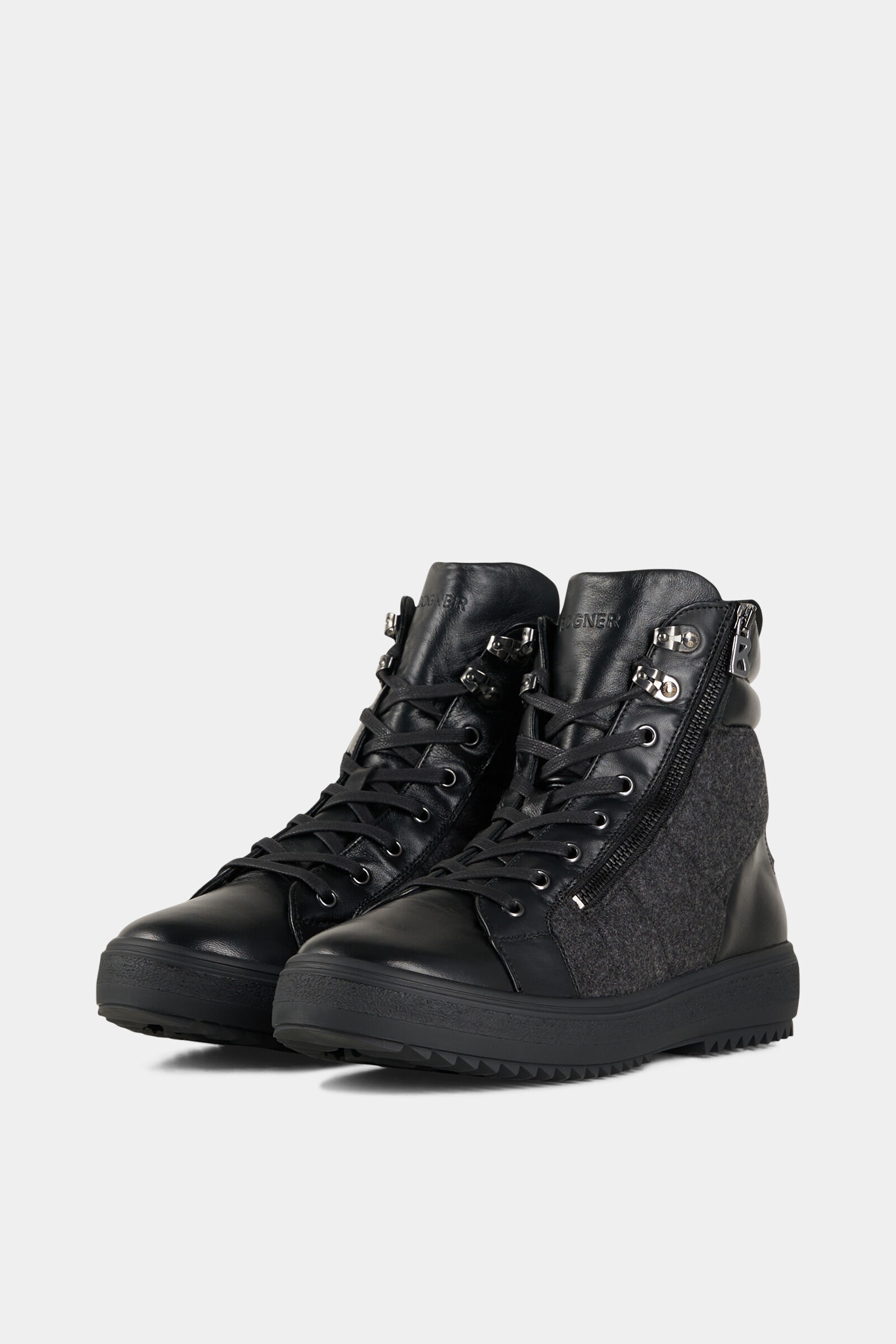 Anchorage Lace-up boots with spikes in Black - 4