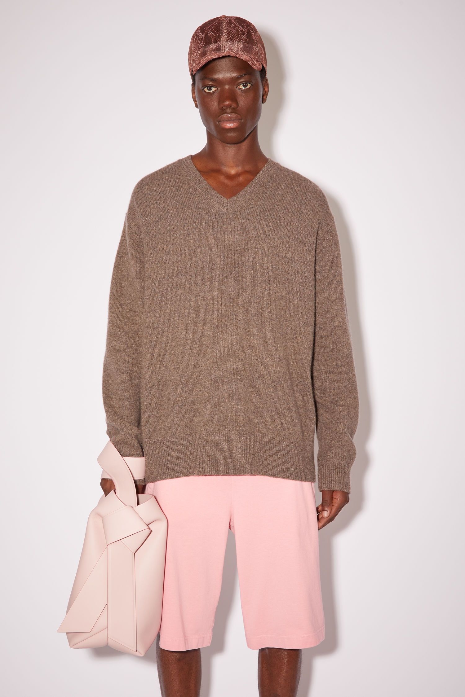 V-neck sweater - Dusty brown - 2