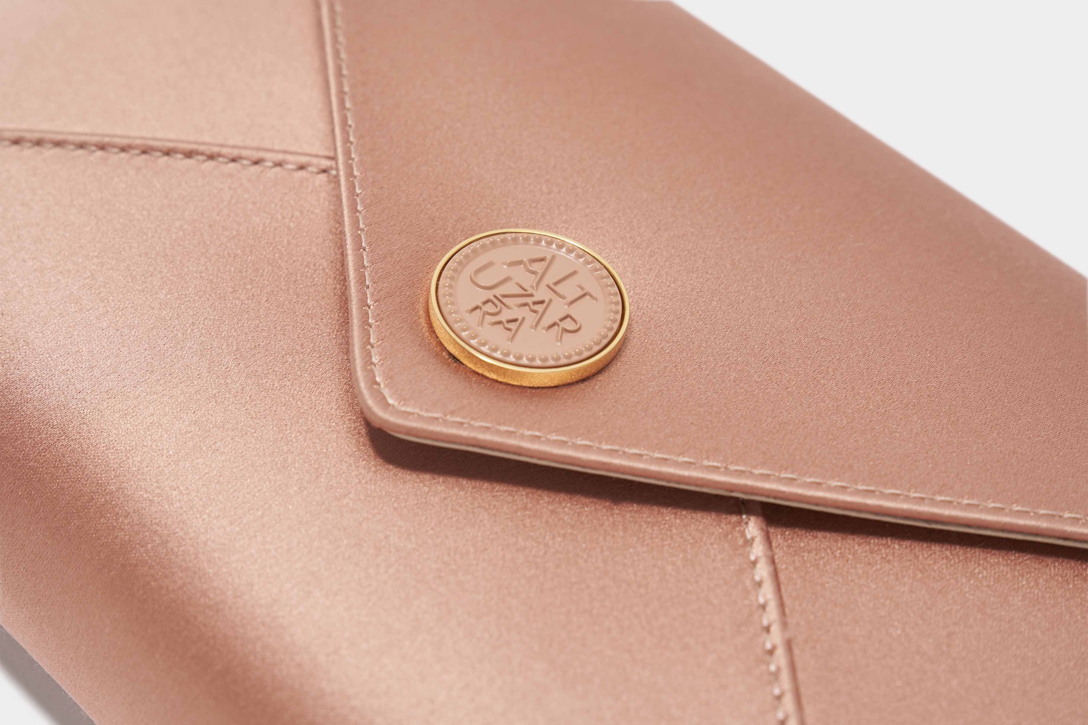 'MEDALLION' ENVELOPE CLUTCH SATIN - 5