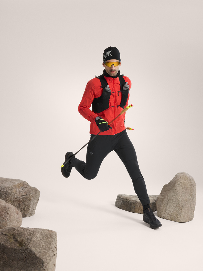 Arc'teryx Norvan Insulated Hoody outlook