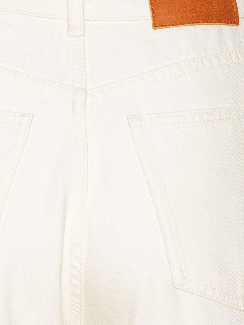 high-waisted flared jeans 4