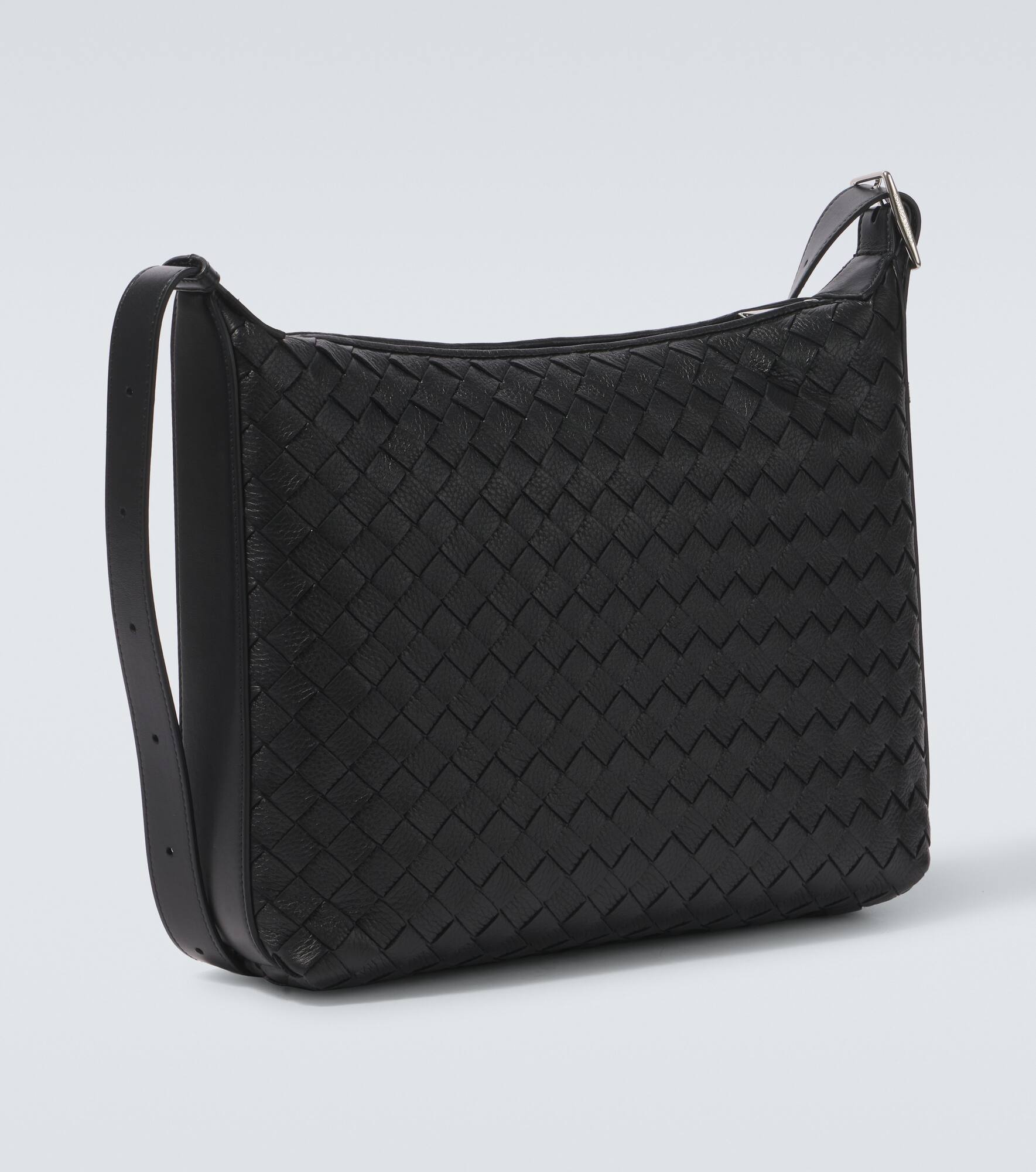 Traveler Small Intreccio leather shoulder bag - 5