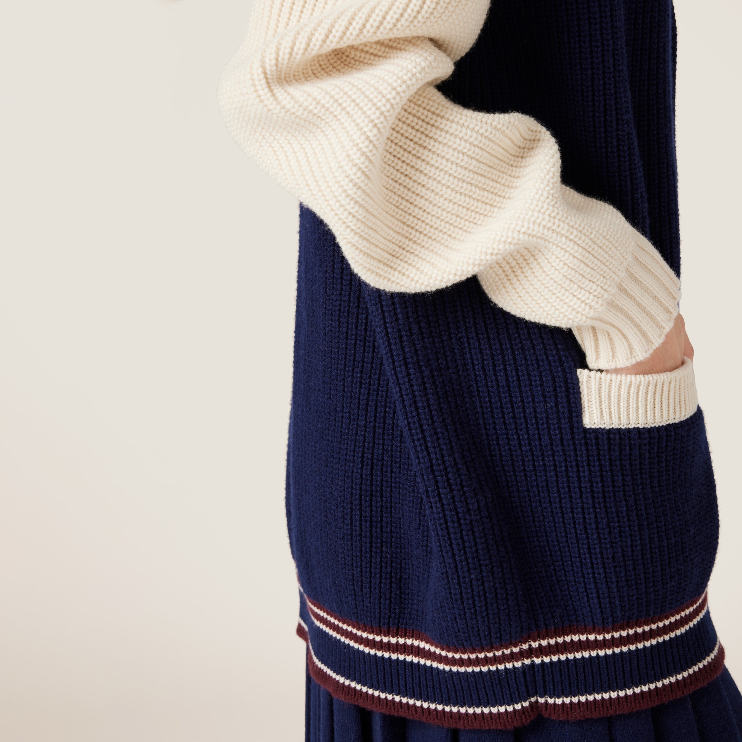 Wool and cashmere cardigan - 4