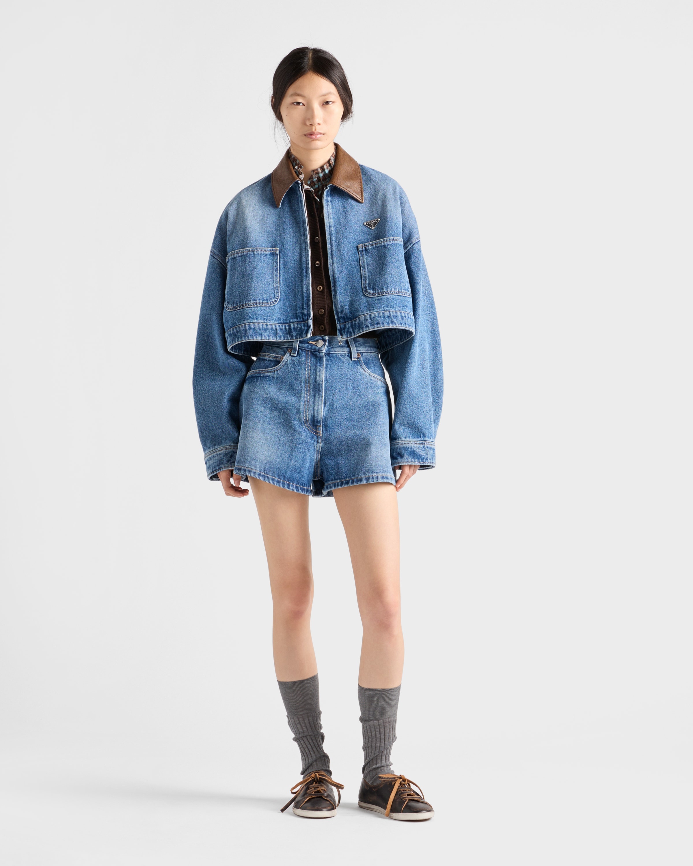 Cropped denim jacket - 2
