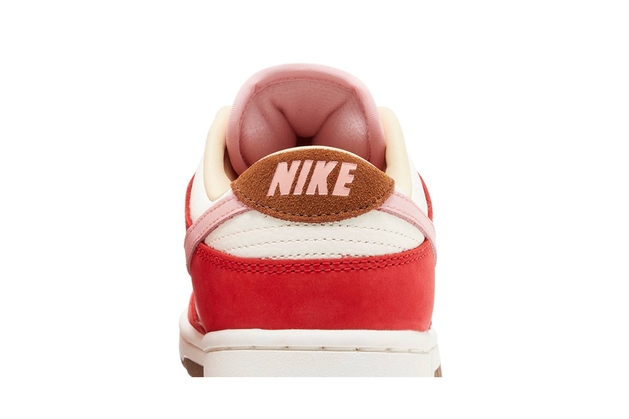 Wmns Dunk Low 'Bacon' - 7