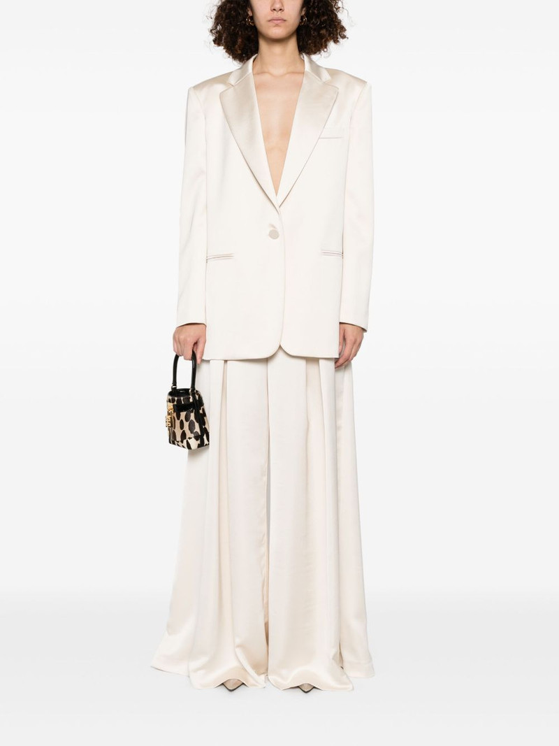 THE ANDAMANE Guia blazer outlook