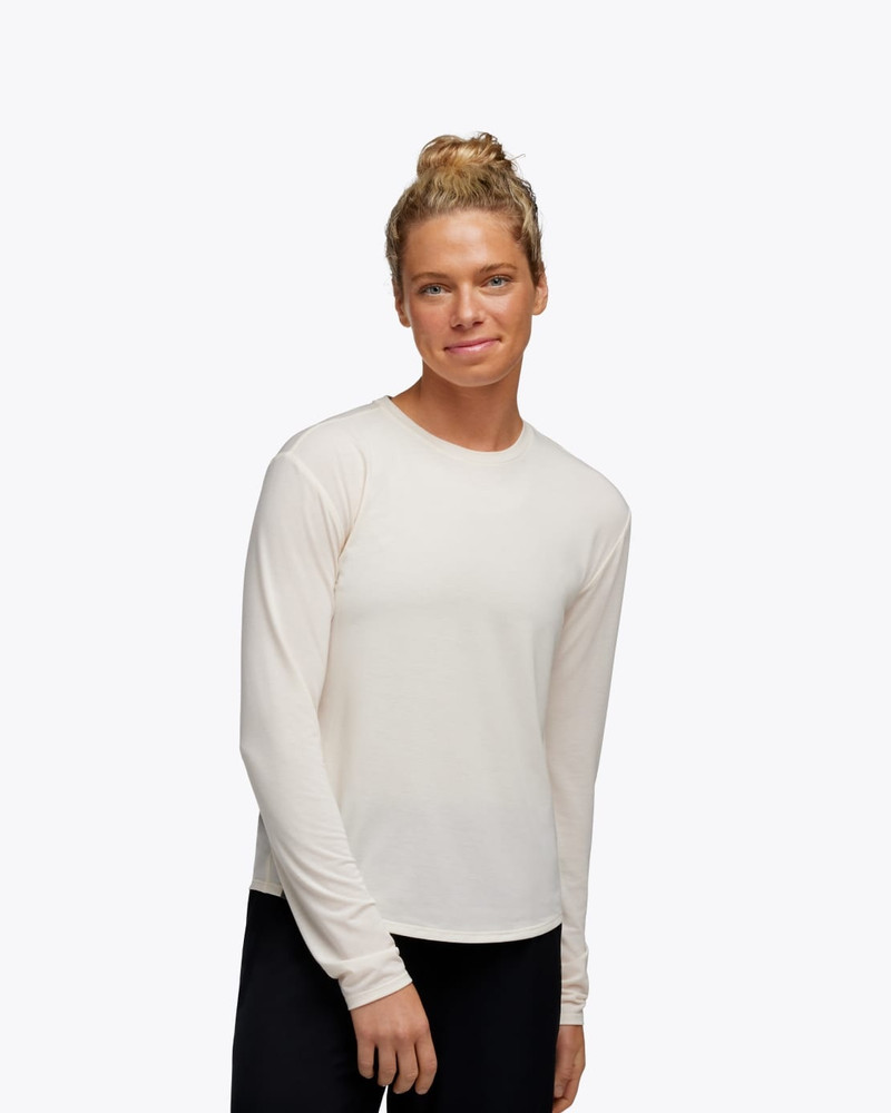 Women's Essential LS Tee 1