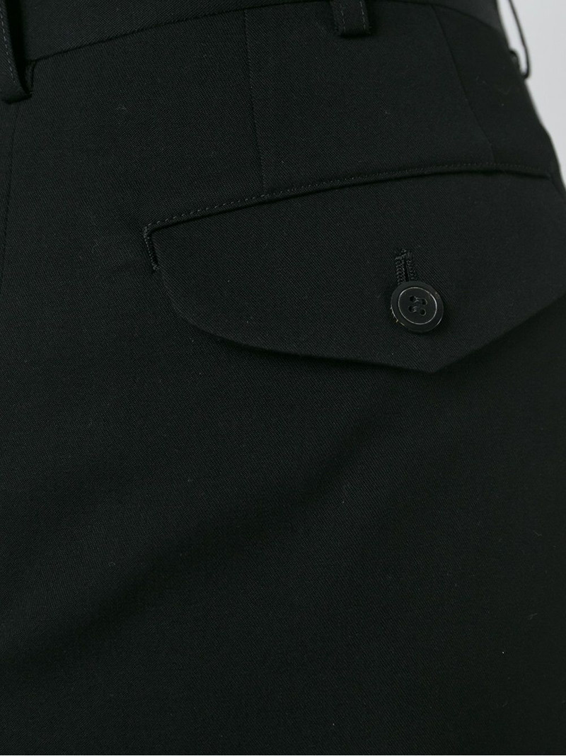 cut out detail oversized shorts 5