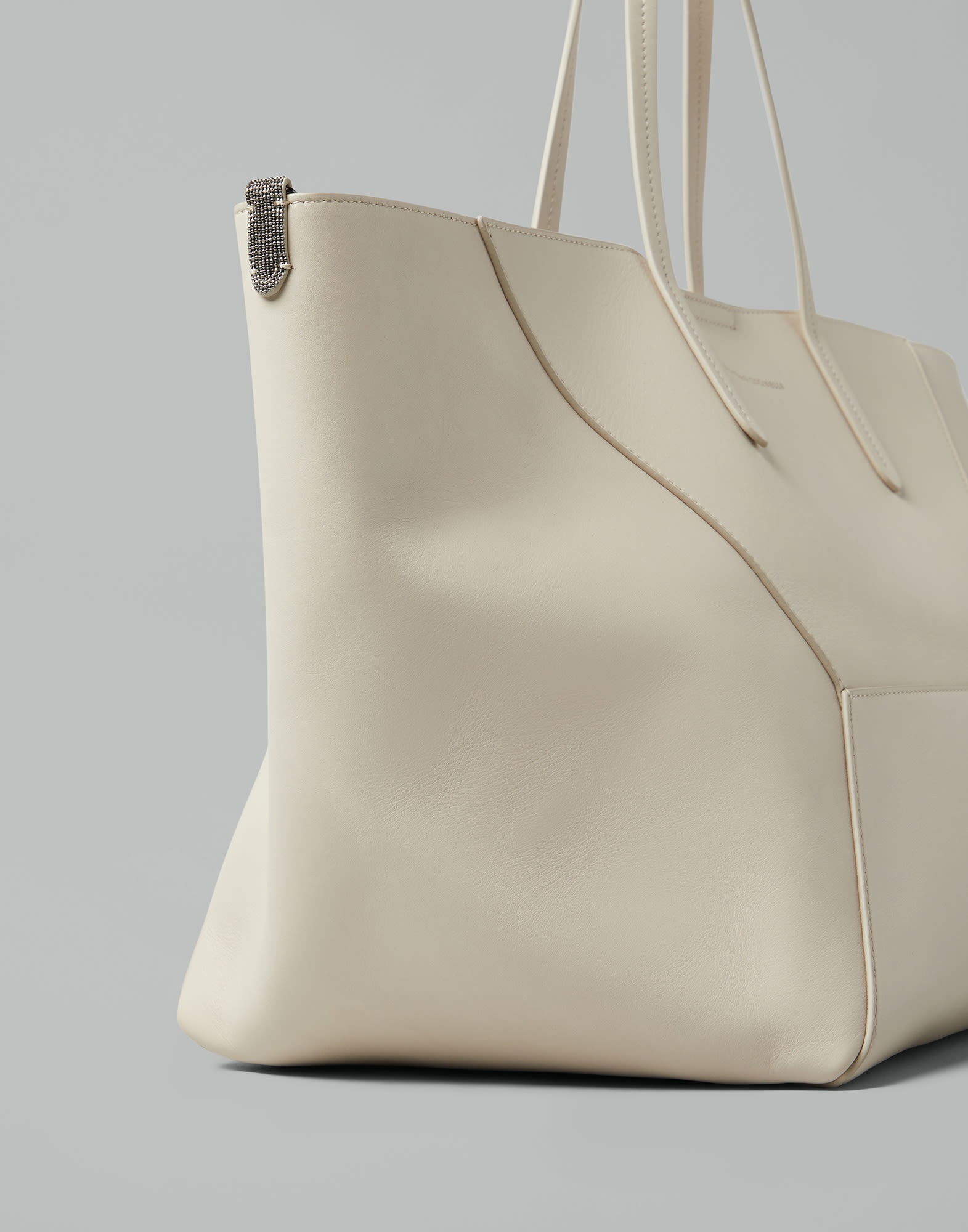 Calfskin shopper bag with monili - 3