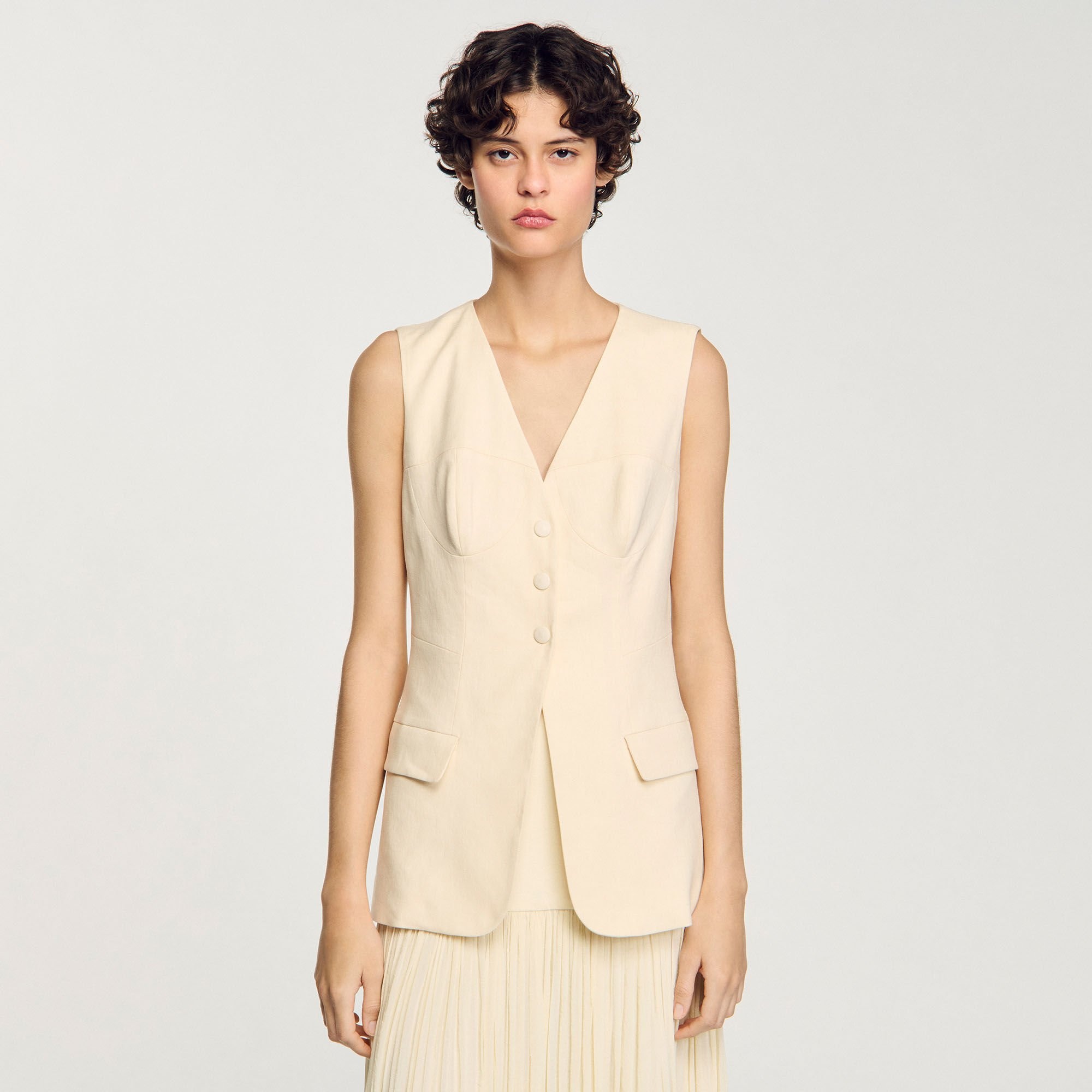 SLEEVELESS VEST - 4