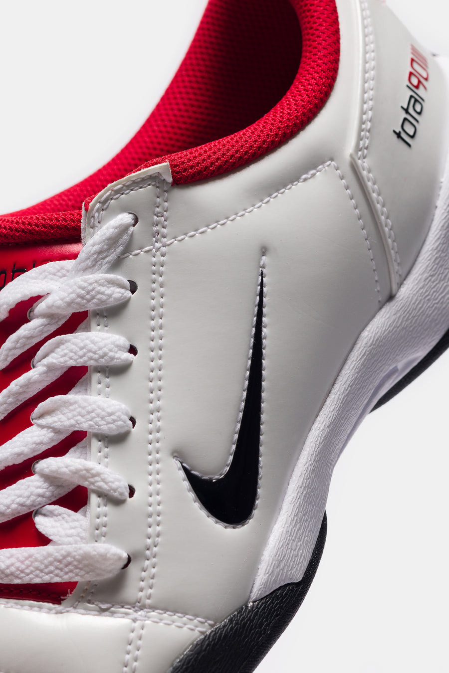 Total 90 Sneaker in White/Black/Gym Red - 5