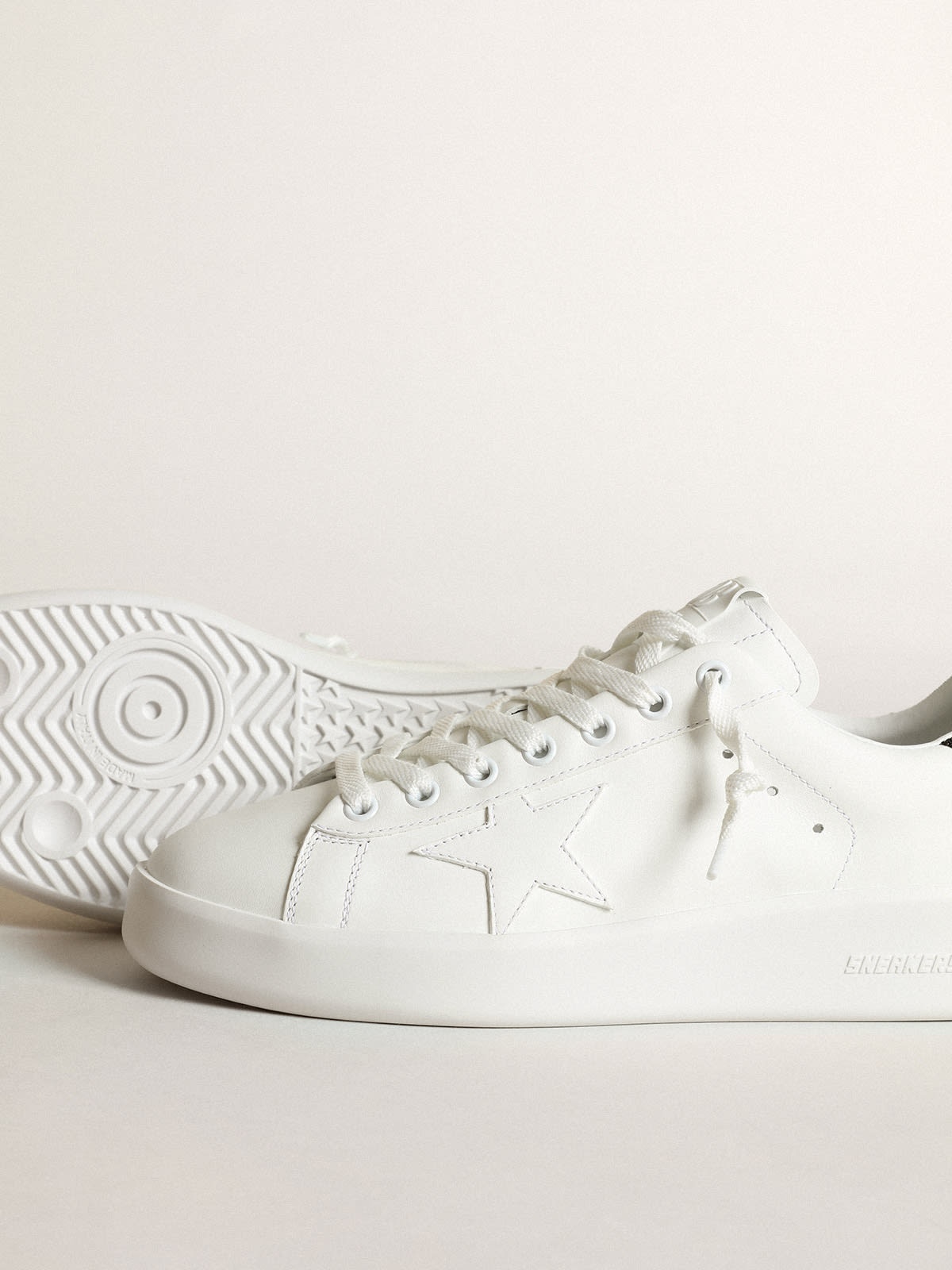 Purestar sneakers in white leather with tone-on-tone star and heel tab in black Swarovski crystals - 3