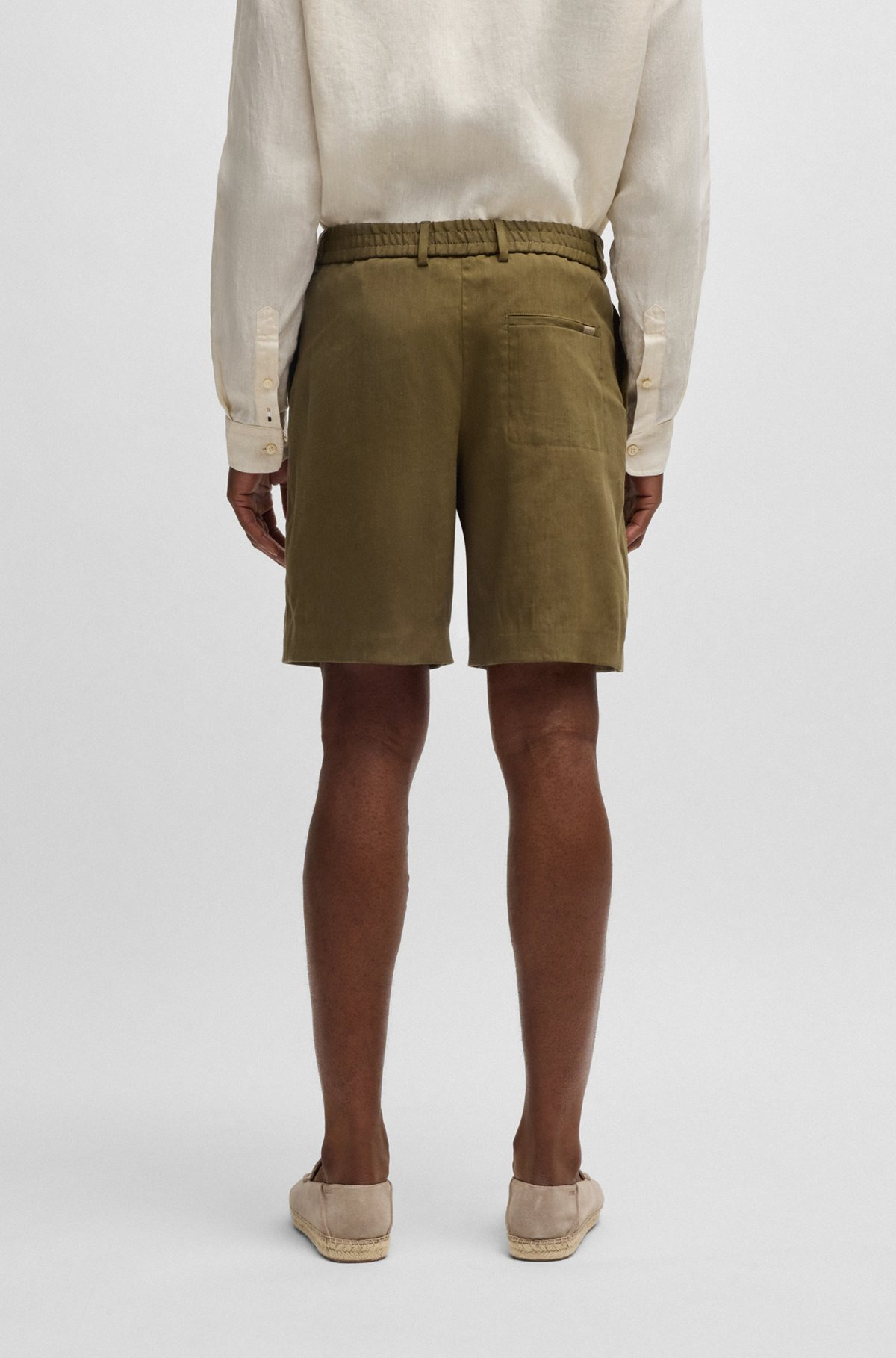 FORMAL SHORTS IN A LINEN BLEND - 4