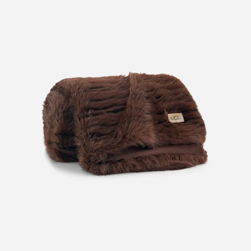 ® Petra Throw 50"x70" Blankets in Allspice - 1