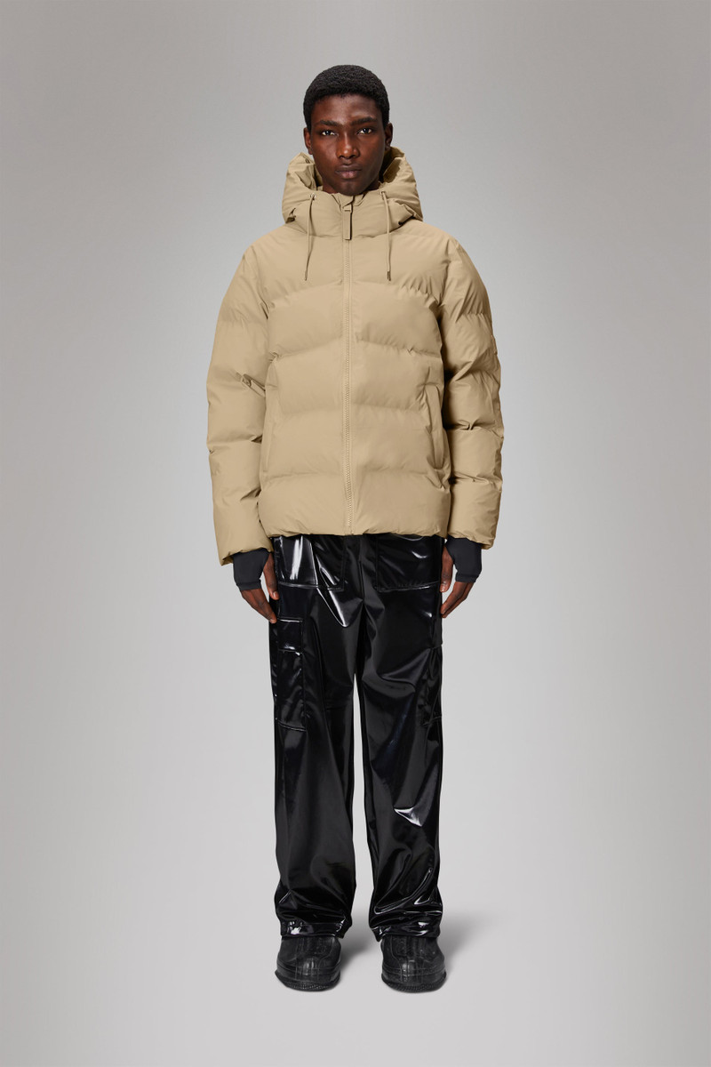 RAINS Alta Puffer Jacket outlook