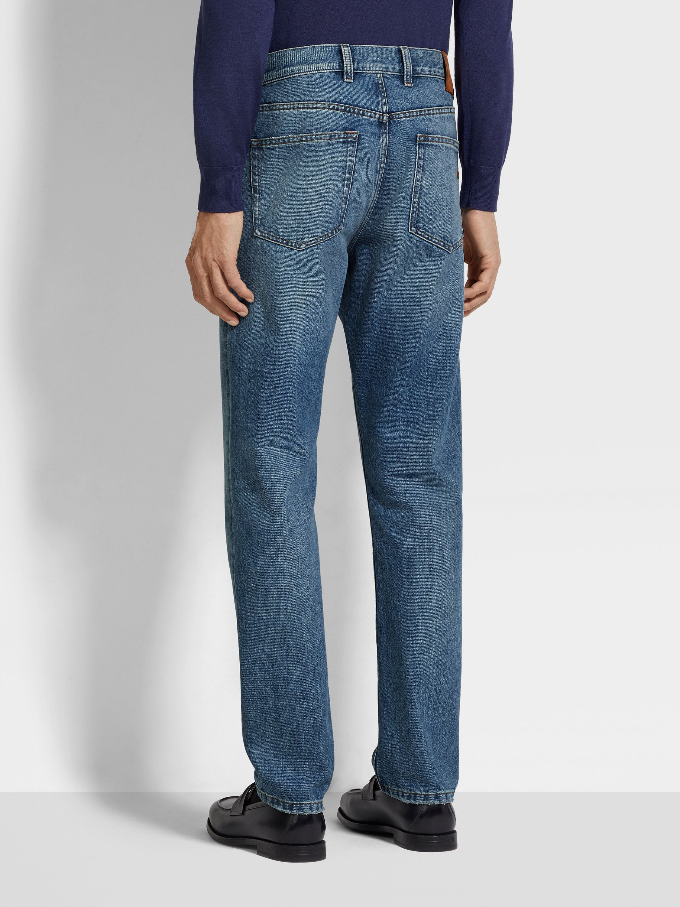 BLUE STONE-WASHED COTTON ROCCIA JEANS - 5