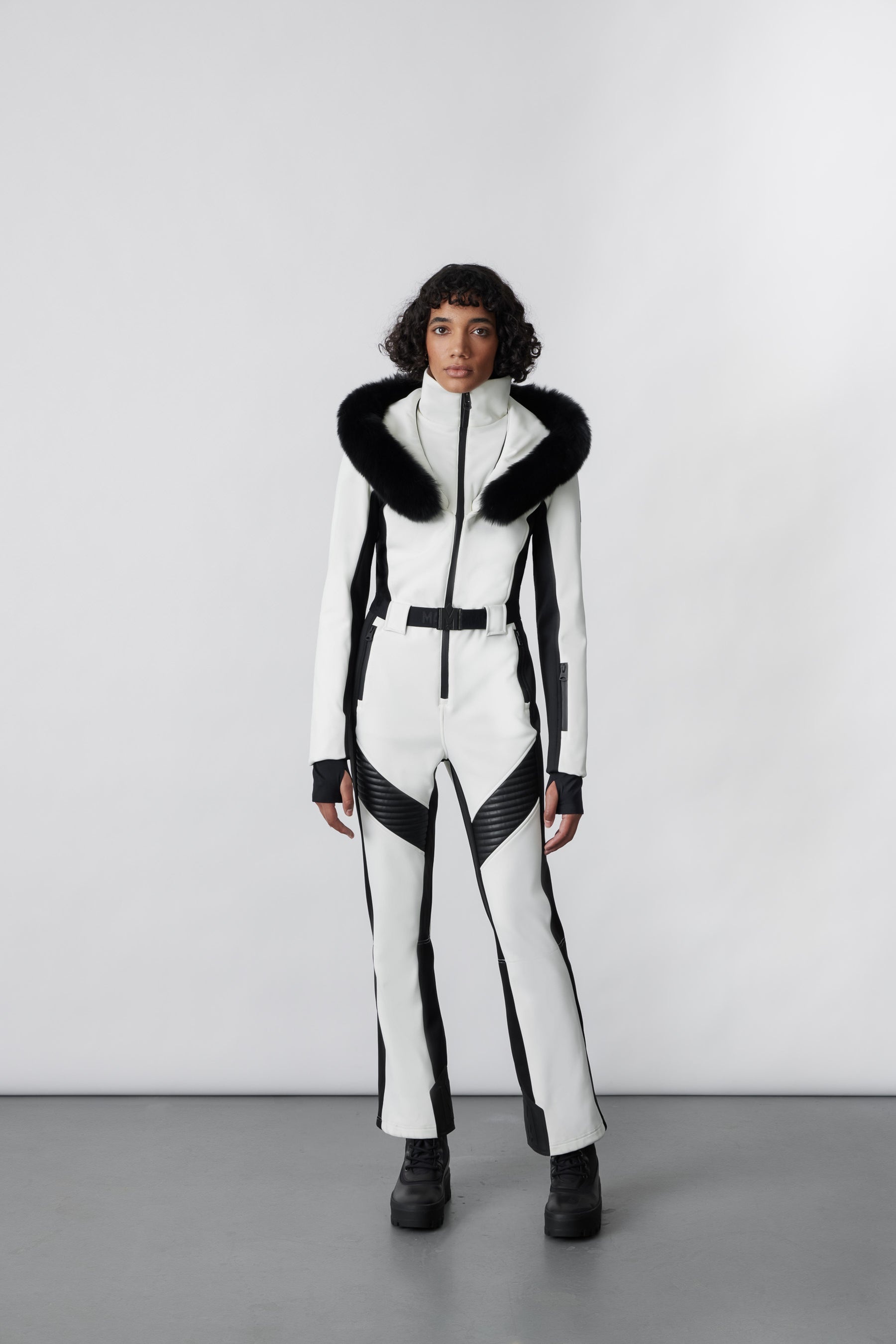 ELLE-Z Techno fleece ski suit with removable hood and fur trim - 8
