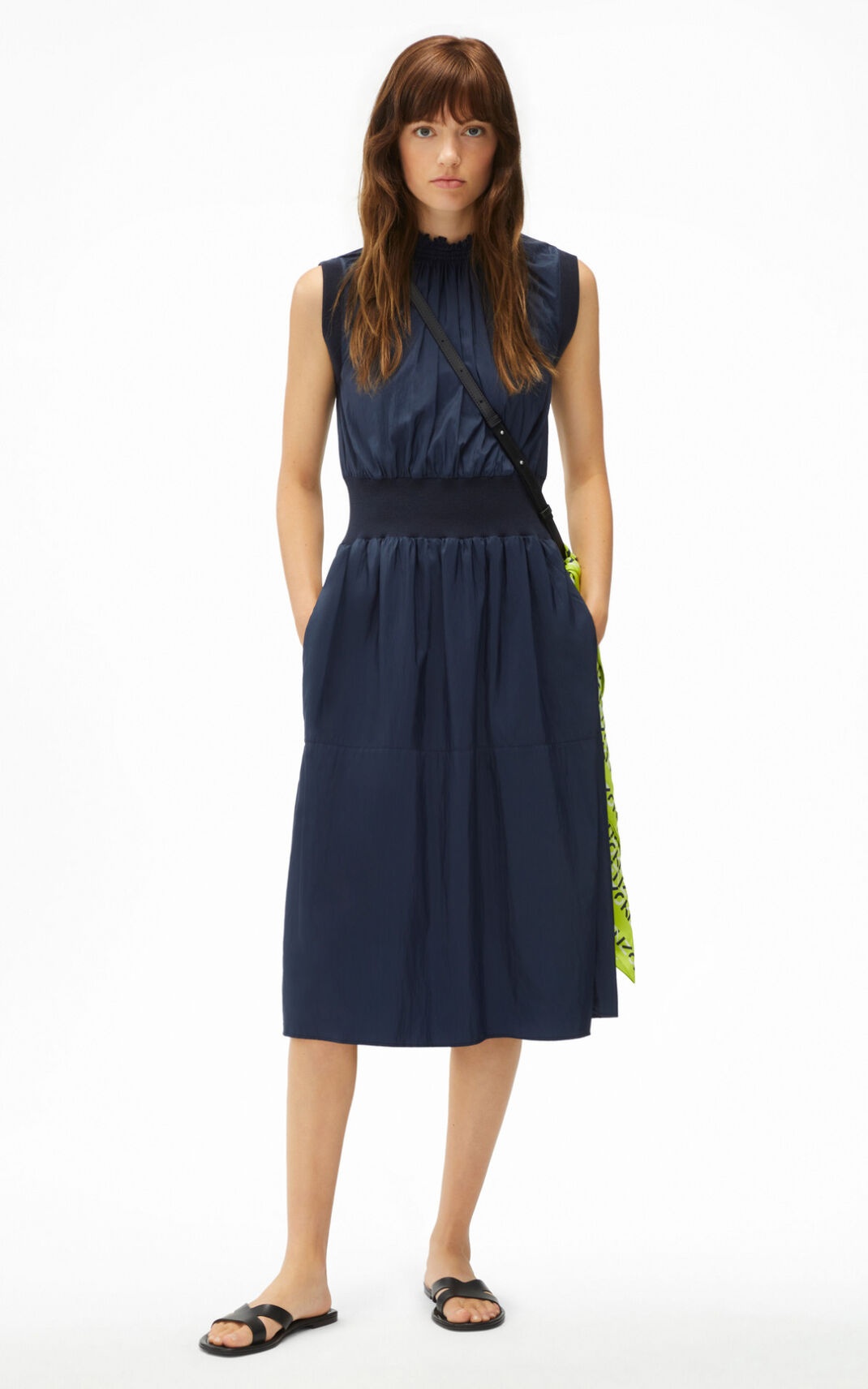 Fitted dress - 4