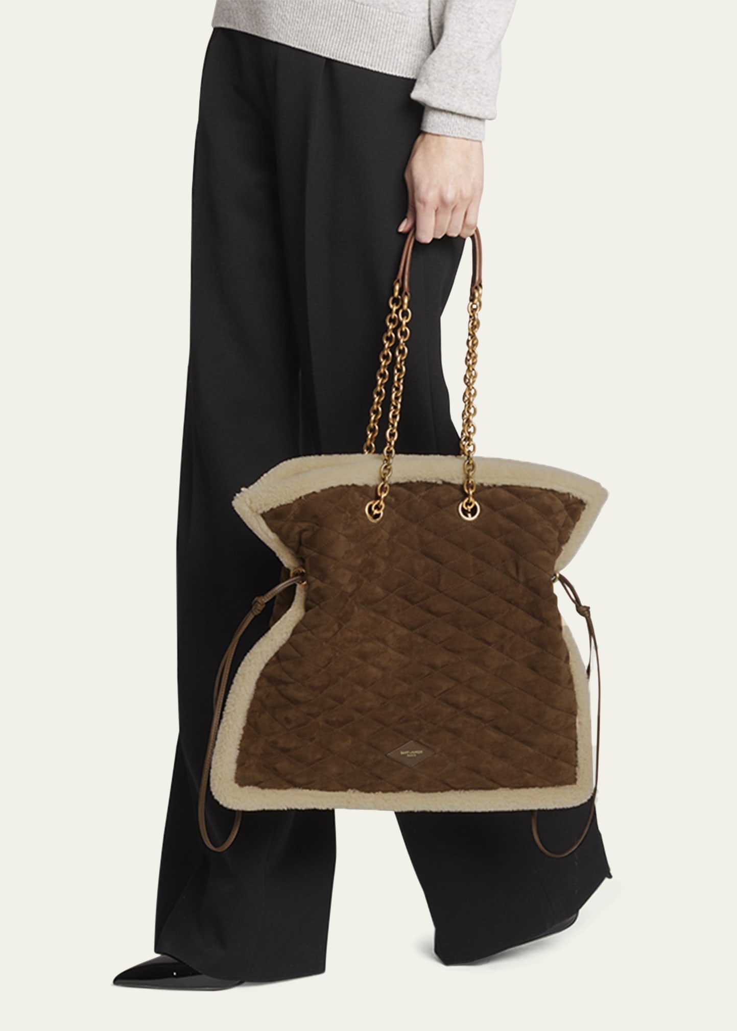 Le Pochon Quilted Shearling Shoulder Bag - 5