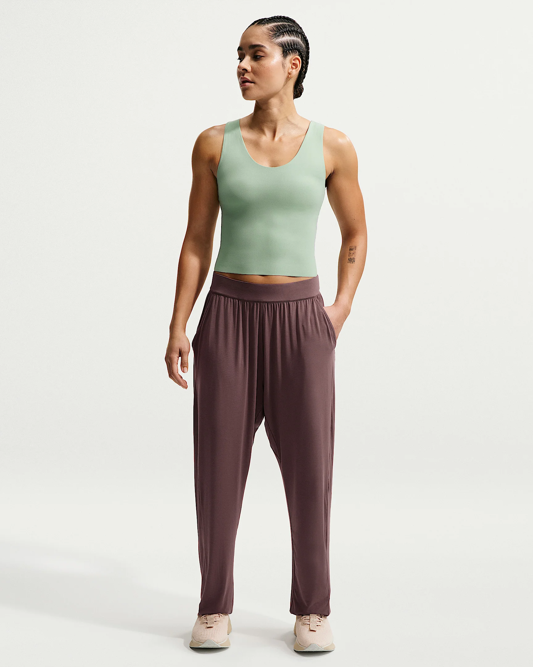 Nike Zenvy Women's Loose Mid-Rise Pants - 1