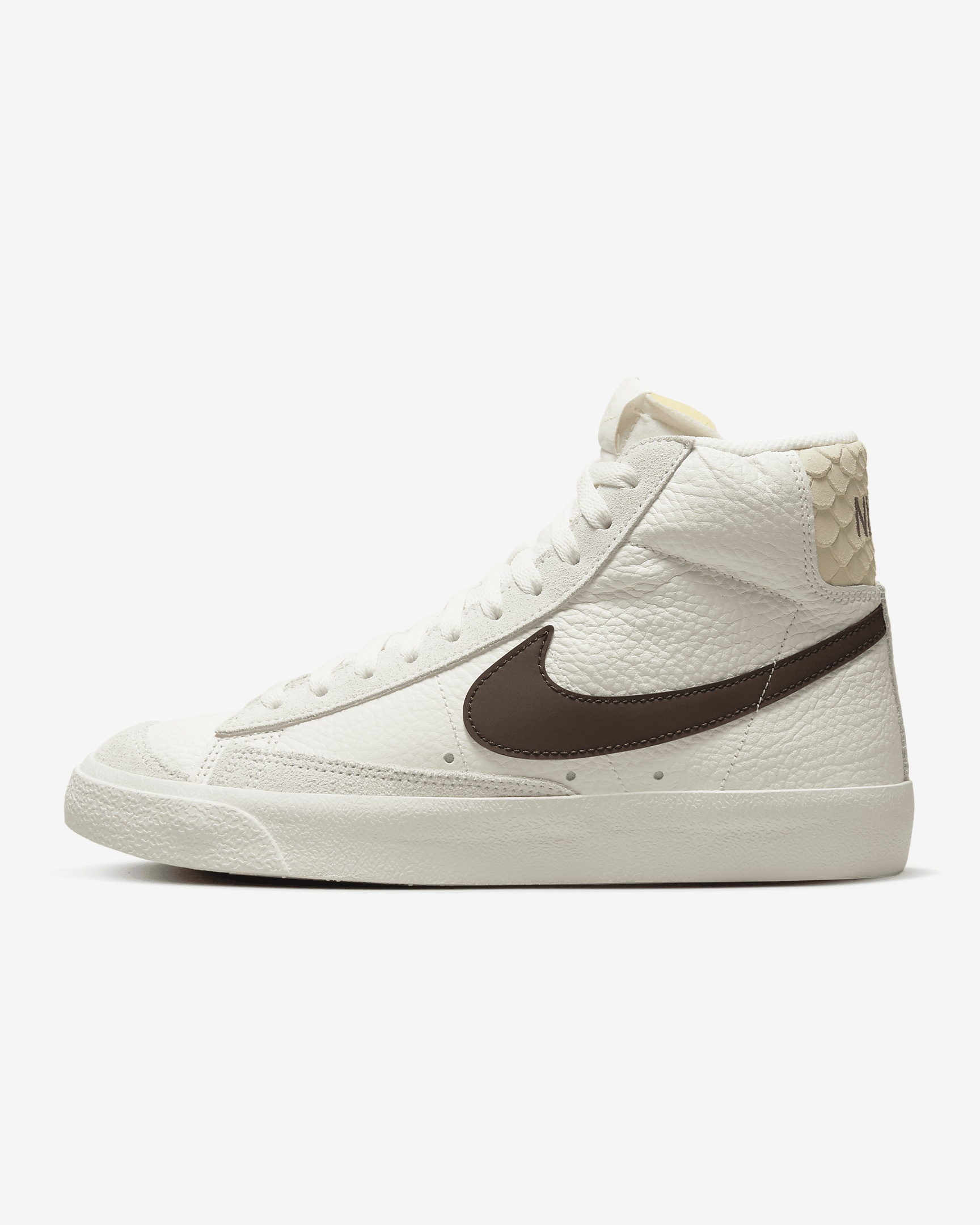 Nike Women's Blazer Mid '77 Shoes - 1